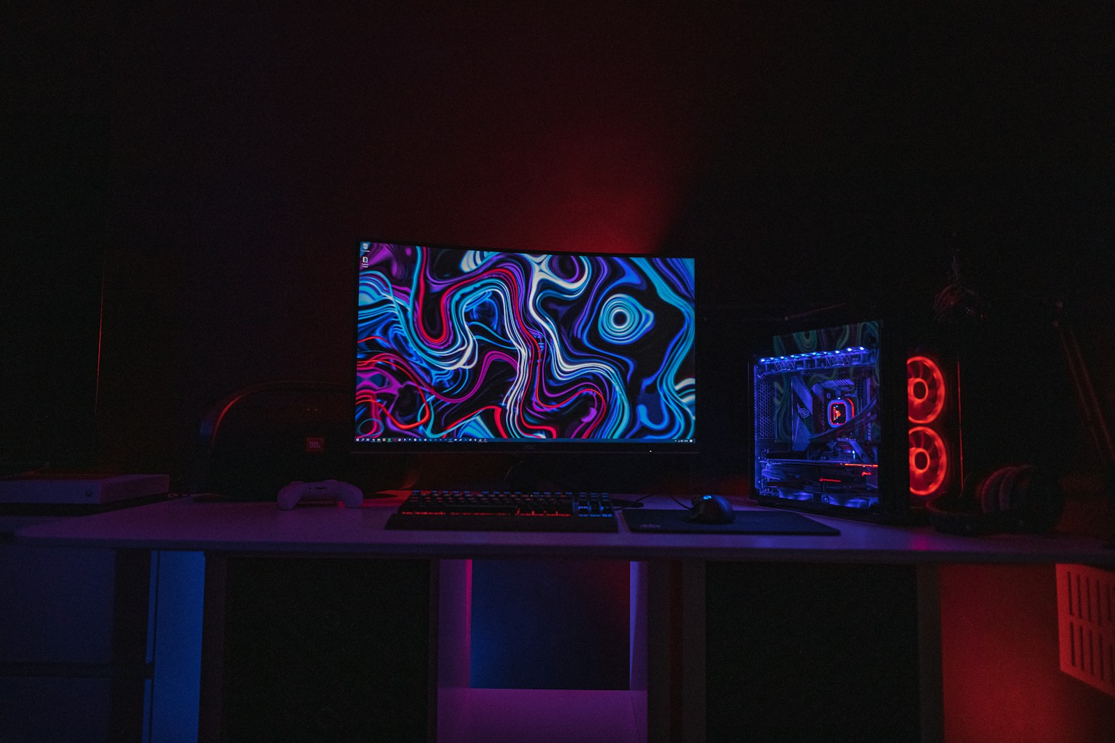 Finished tech setup with printed accessories